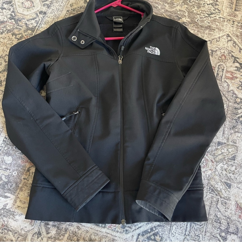 Classic Women’s The North Face Jacket